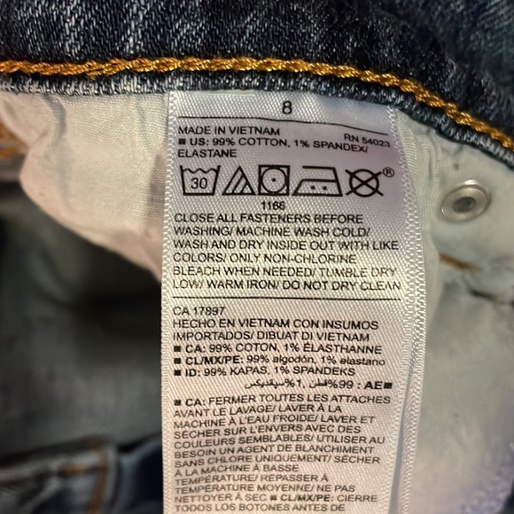 Old Navy jeans - Picture 5 of 5